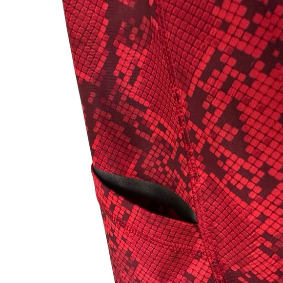 Lululemon Womens What The Sport Short Sz 4 Mini Ziggy Snake Red Tide Cranberry - Picture 6 of 10